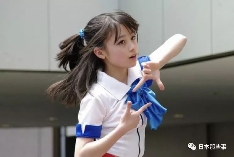 又是一年成人日 98年99年真是出帅哥美女啊