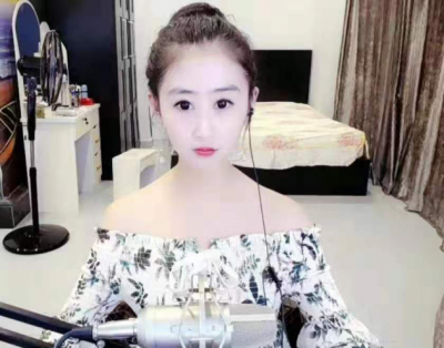 中国最美网络女主播——诗妍